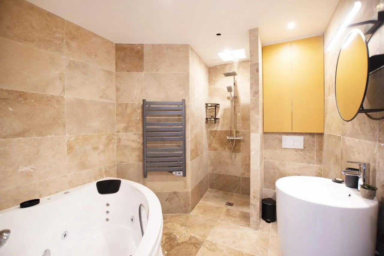 Apartamento Guestready - Studio With Jacuzzi In The 10 Th